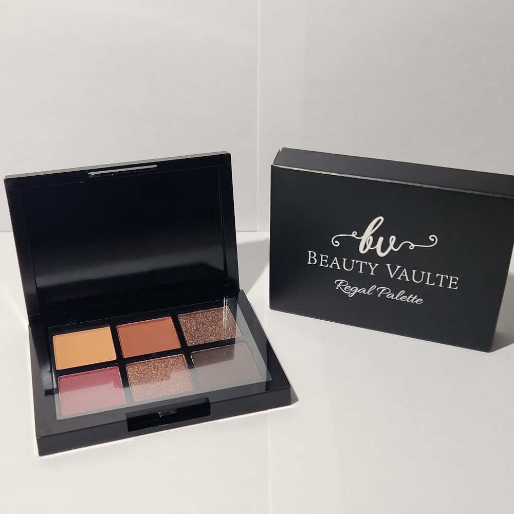 Beauty Vaulte Regal Palette Eyeshadow Palette